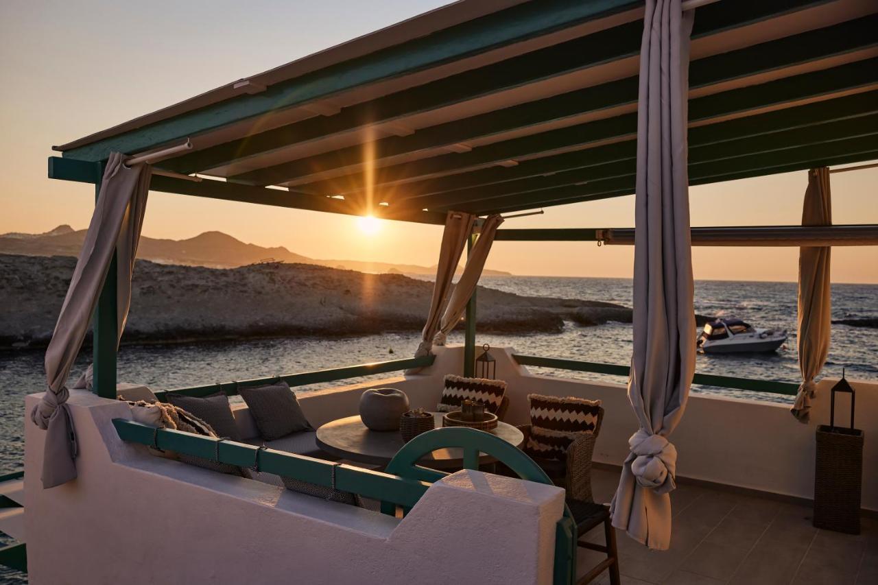 Terra Mare Suites Agia Irini  Exterior foto