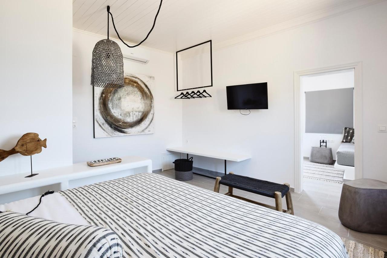 Terra Mare Suites Agia Irini  Exterior foto
